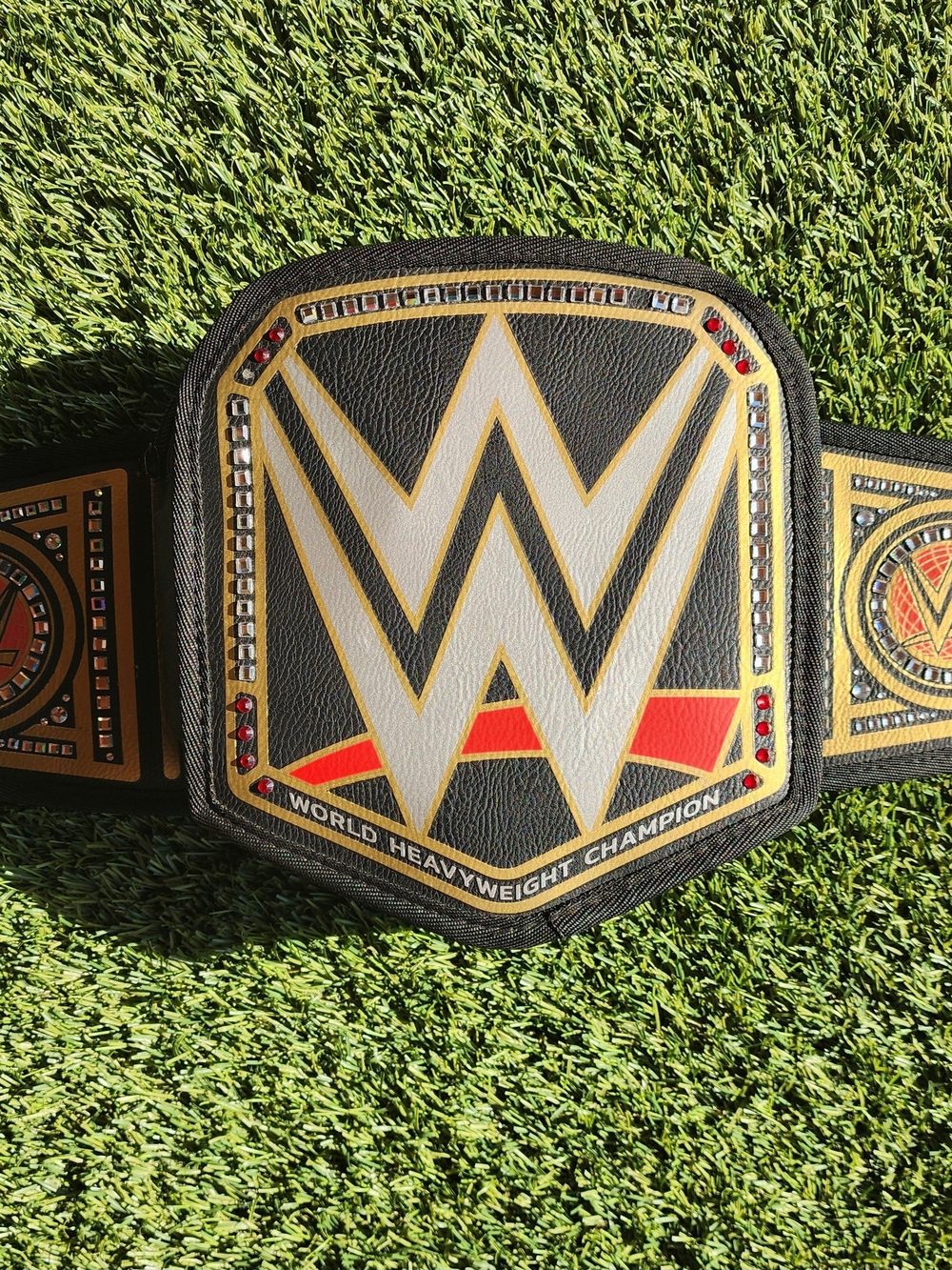 Igloo x WWE World Heavyweight Championship Belt Fanny Pack Insulated Cooler Bag